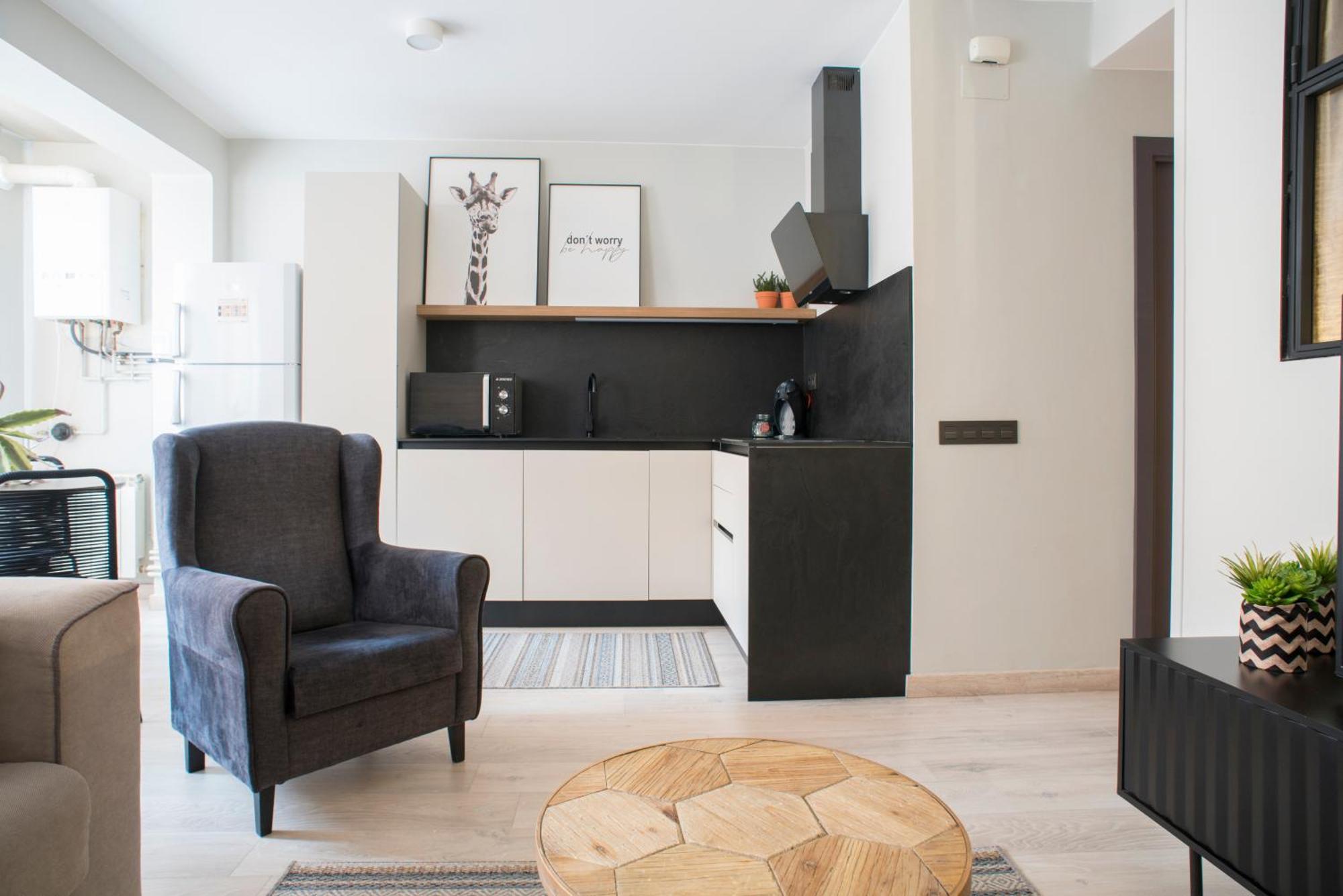 Apartaments Turistics Cardona III エクステリア 写真