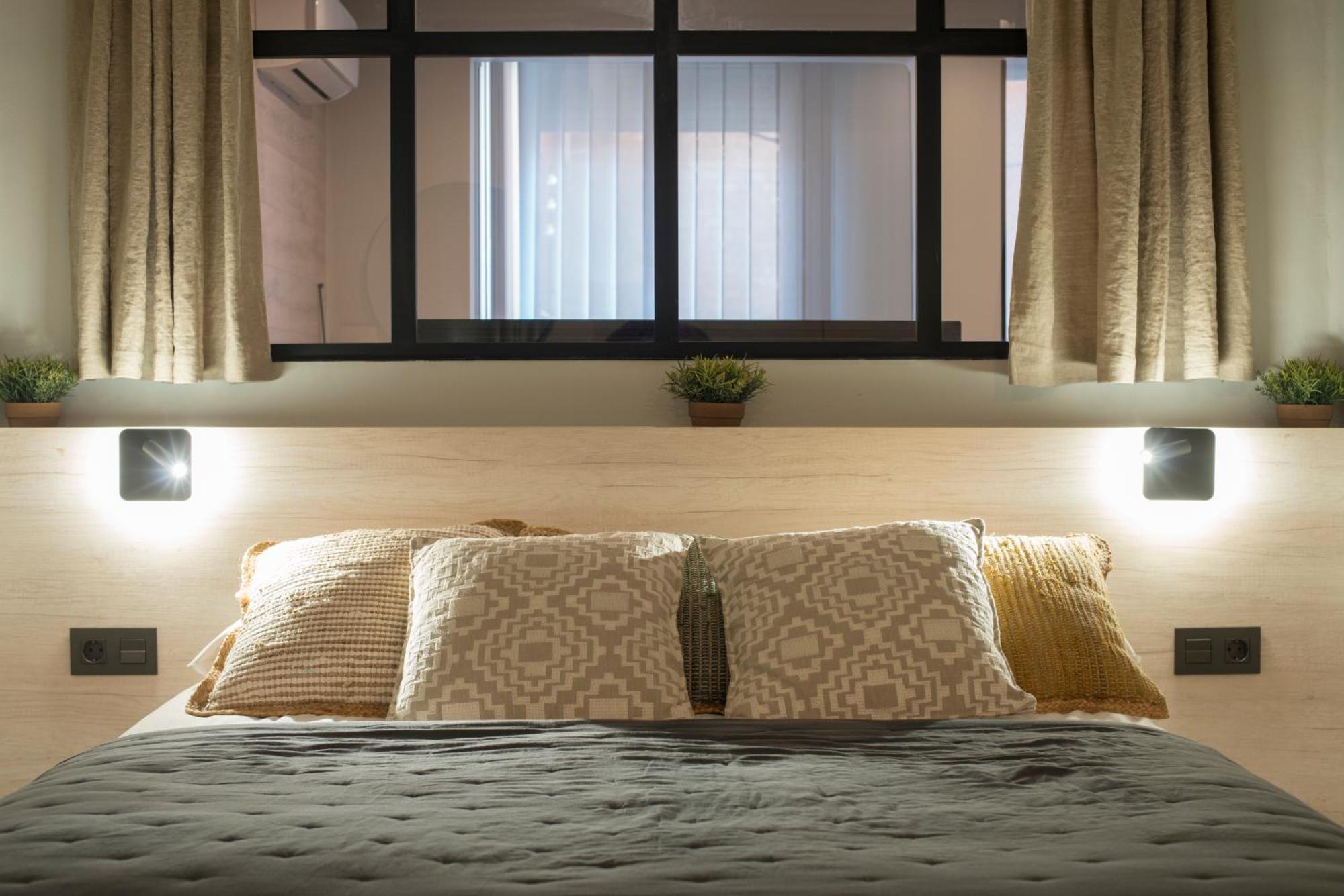 Apartaments Turistics Cardona III エクステリア 写真